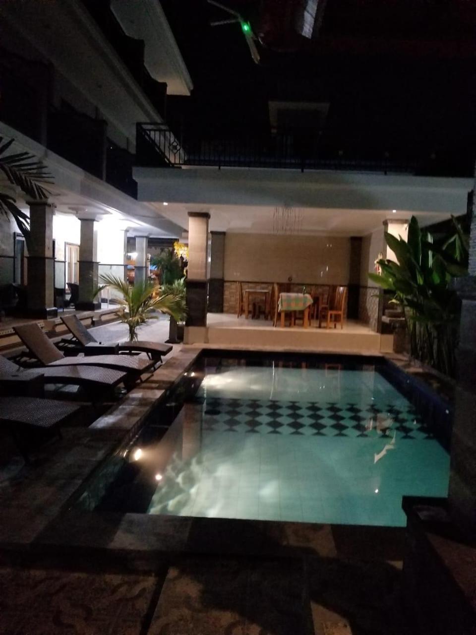 Jepun Segara Guest House Kuta Lombok Esterno foto