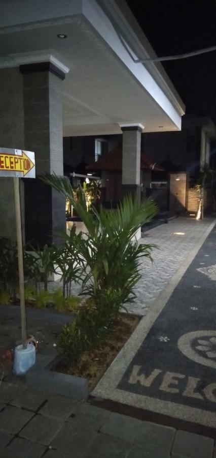 Jepun Segara Guest House Kuta Lombok Esterno foto